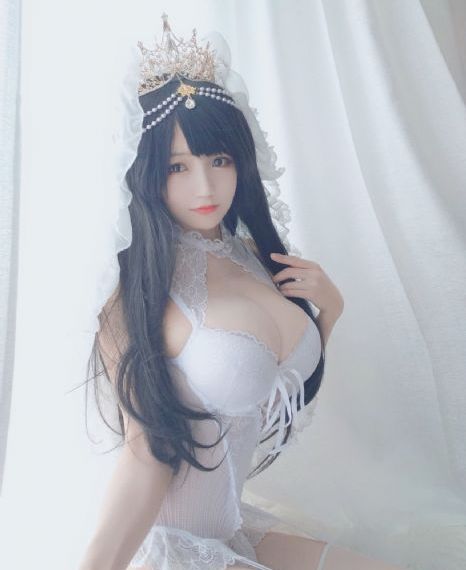 最新人妖shemaletube人妖穿孔